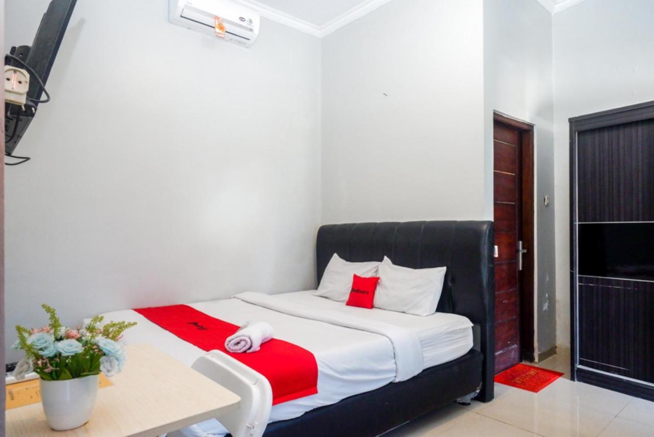 Reddoorz At Mahameru Residence Yogyakarta Kejayan Экстерьер фото
