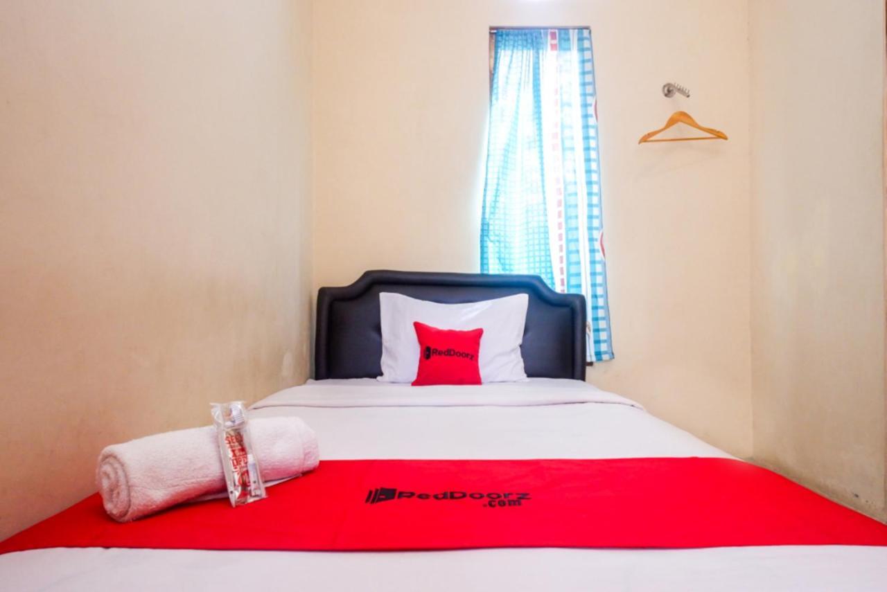 Reddoorz At Mahameru Residence Yogyakarta Kejayan Экстерьер фото