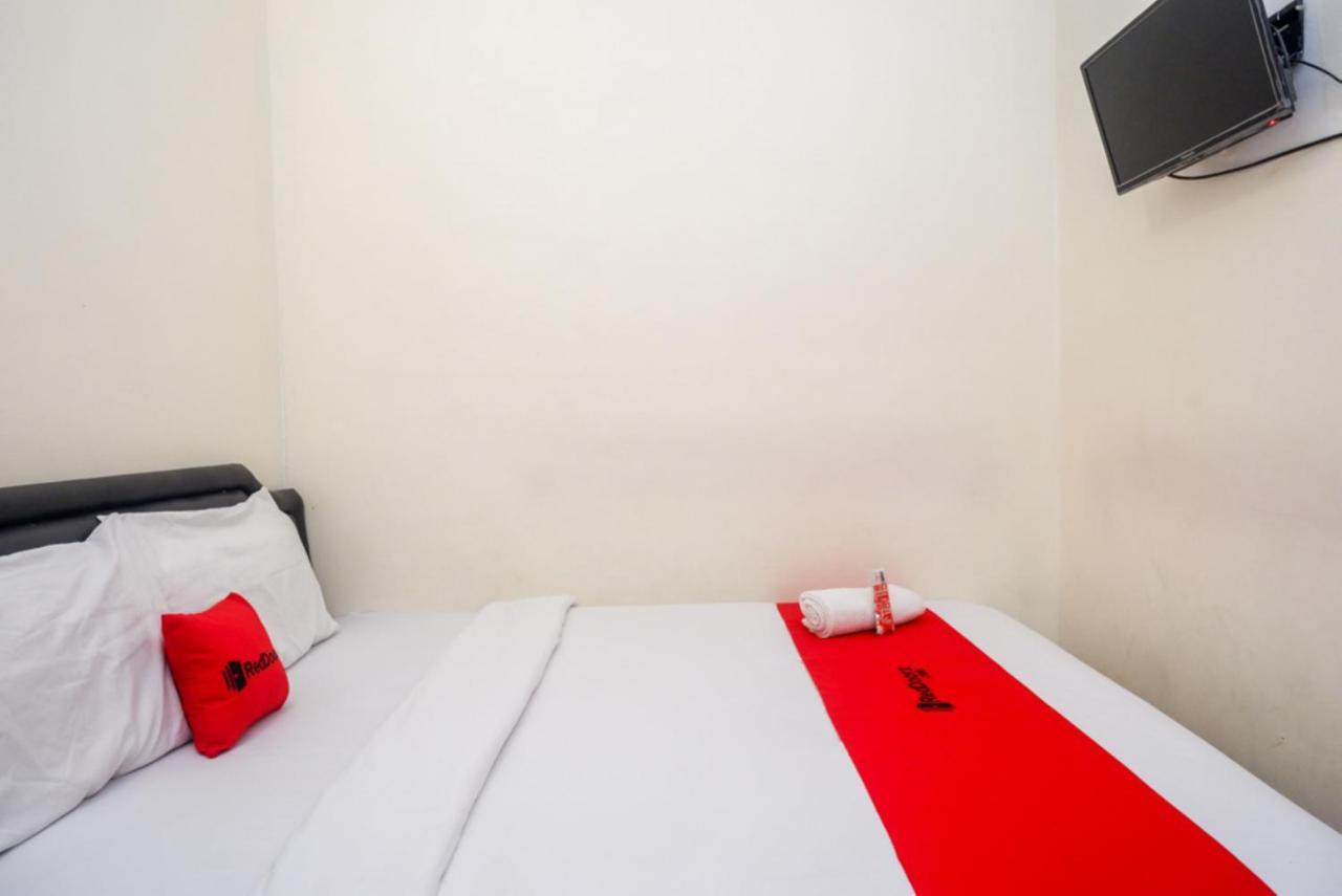 Reddoorz At Mahameru Residence Yogyakarta Kejayan Экстерьер фото