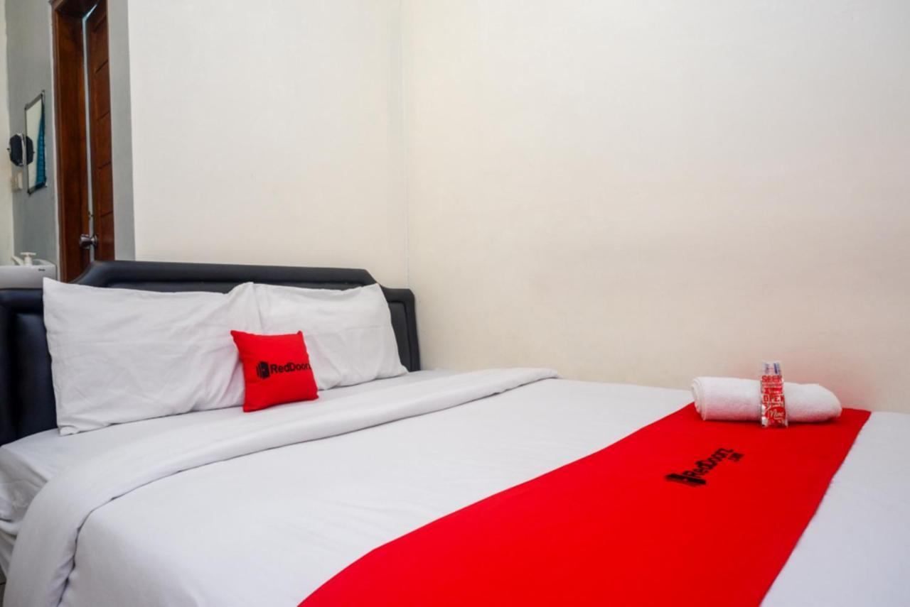 Reddoorz At Mahameru Residence Yogyakarta Kejayan Экстерьер фото