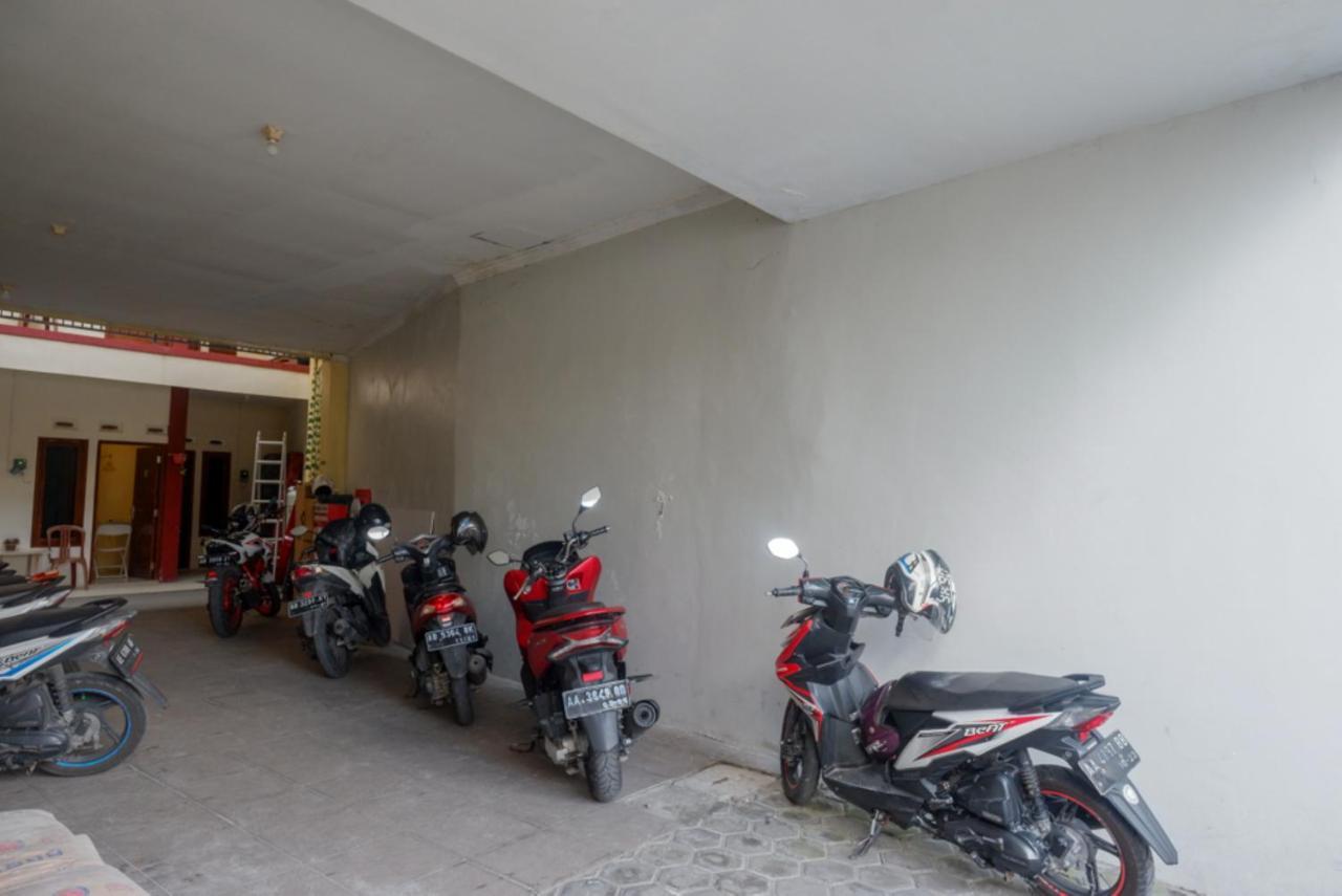 Reddoorz At Mahameru Residence Yogyakarta Kejayan Экстерьер фото