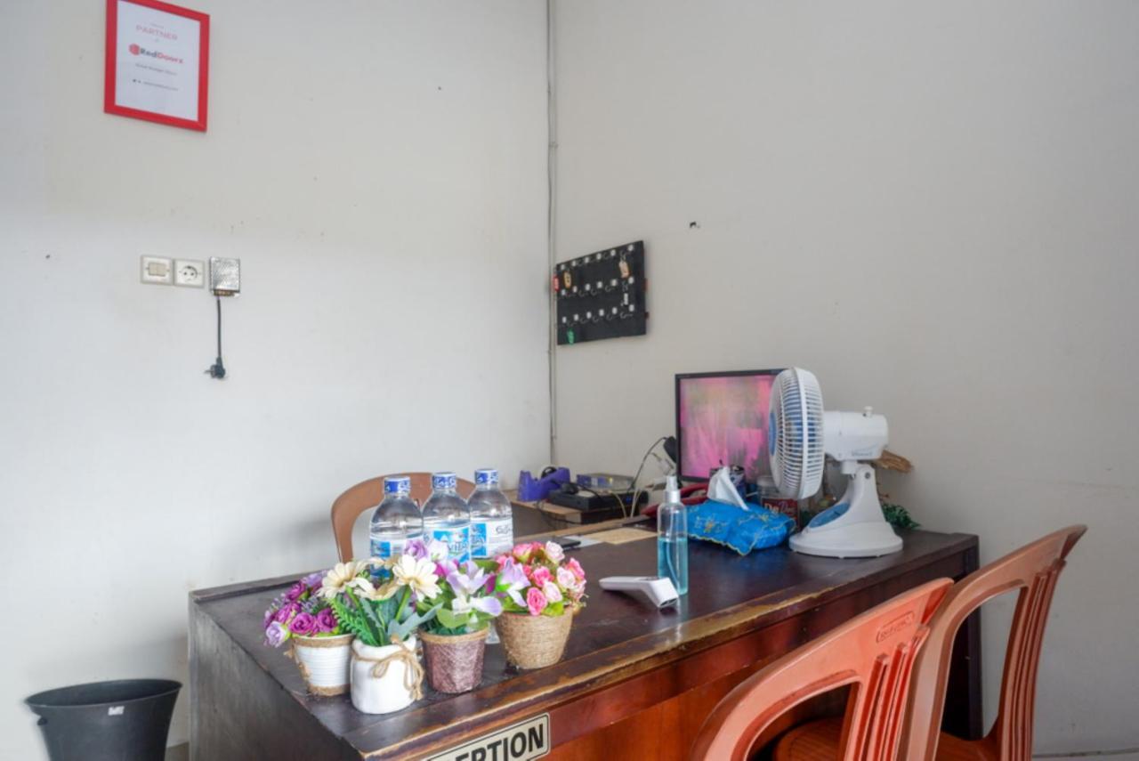 Reddoorz At Mahameru Residence Yogyakarta Kejayan Экстерьер фото