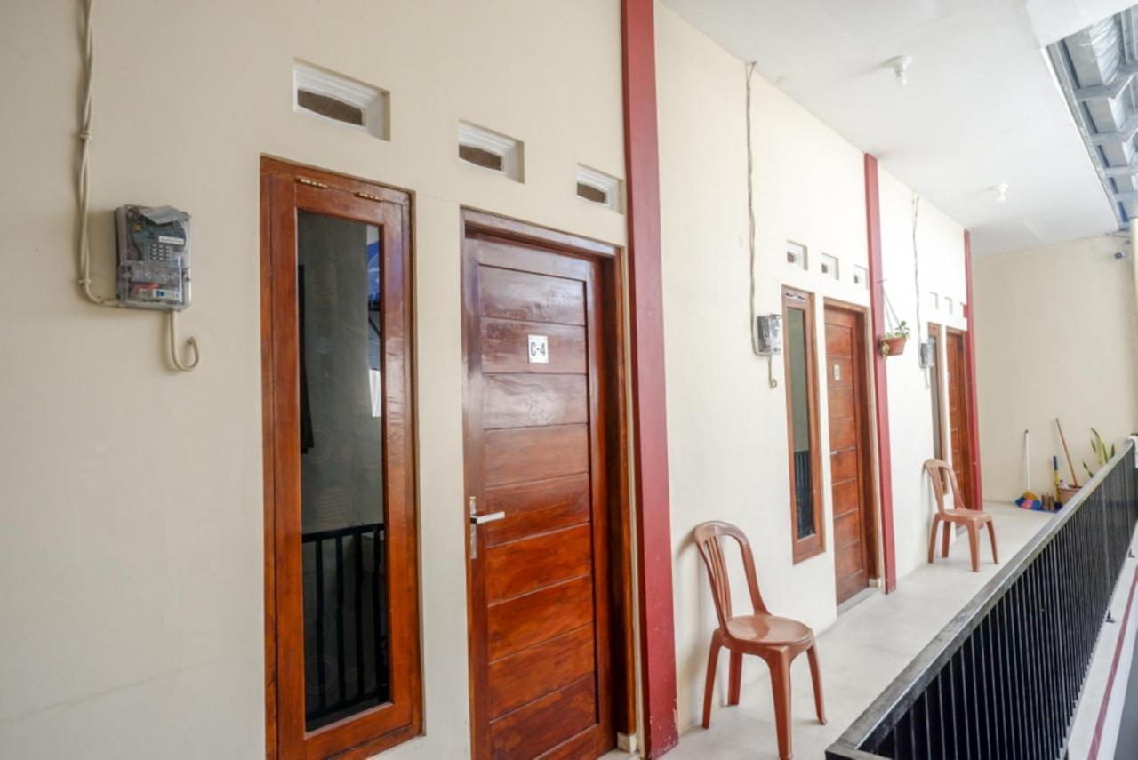 Reddoorz At Mahameru Residence Yogyakarta Kejayan Экстерьер фото