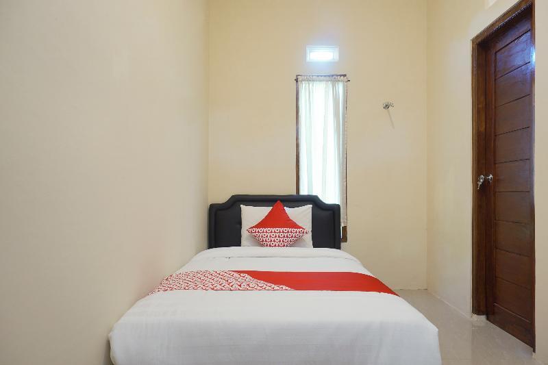 Reddoorz At Mahameru Residence Yogyakarta Kejayan Экстерьер фото
